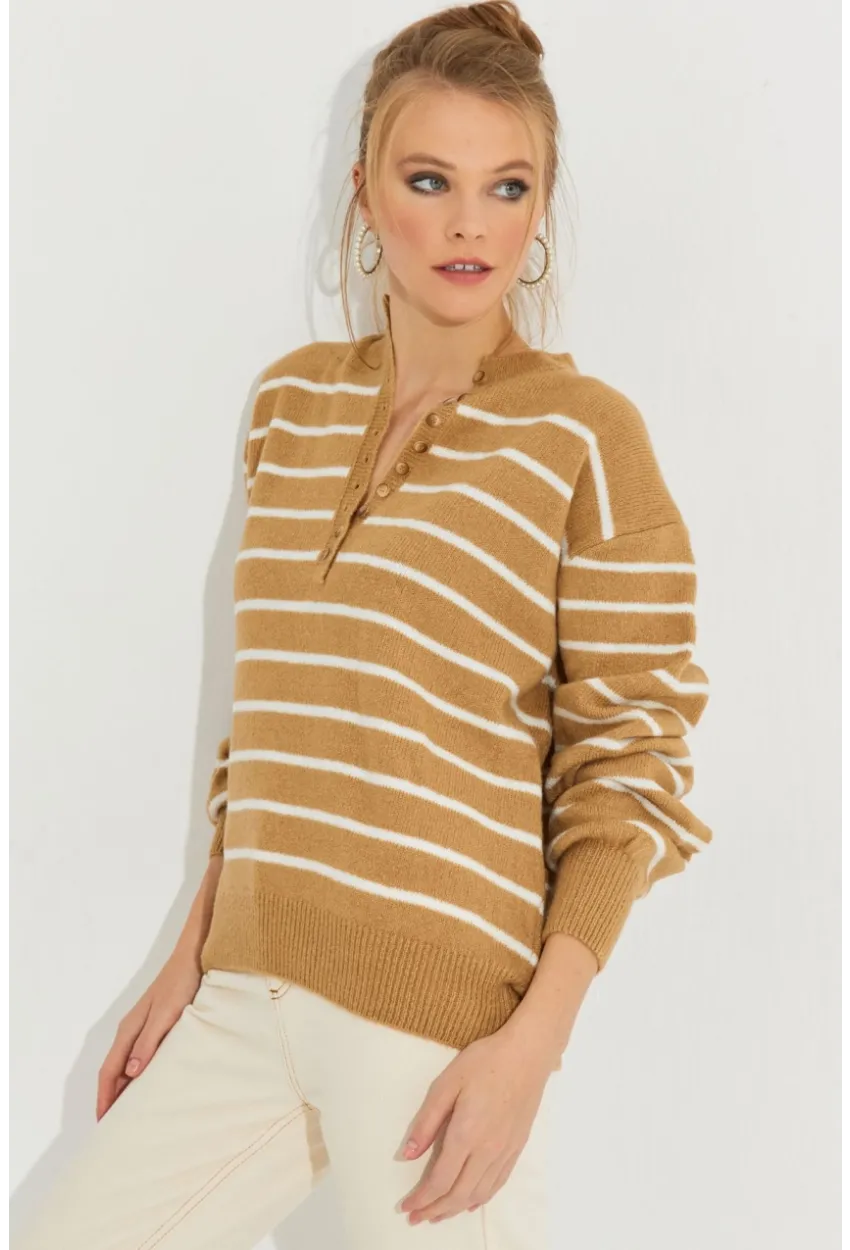 Kadın Camel Çizgili Triko Kazak SMT219