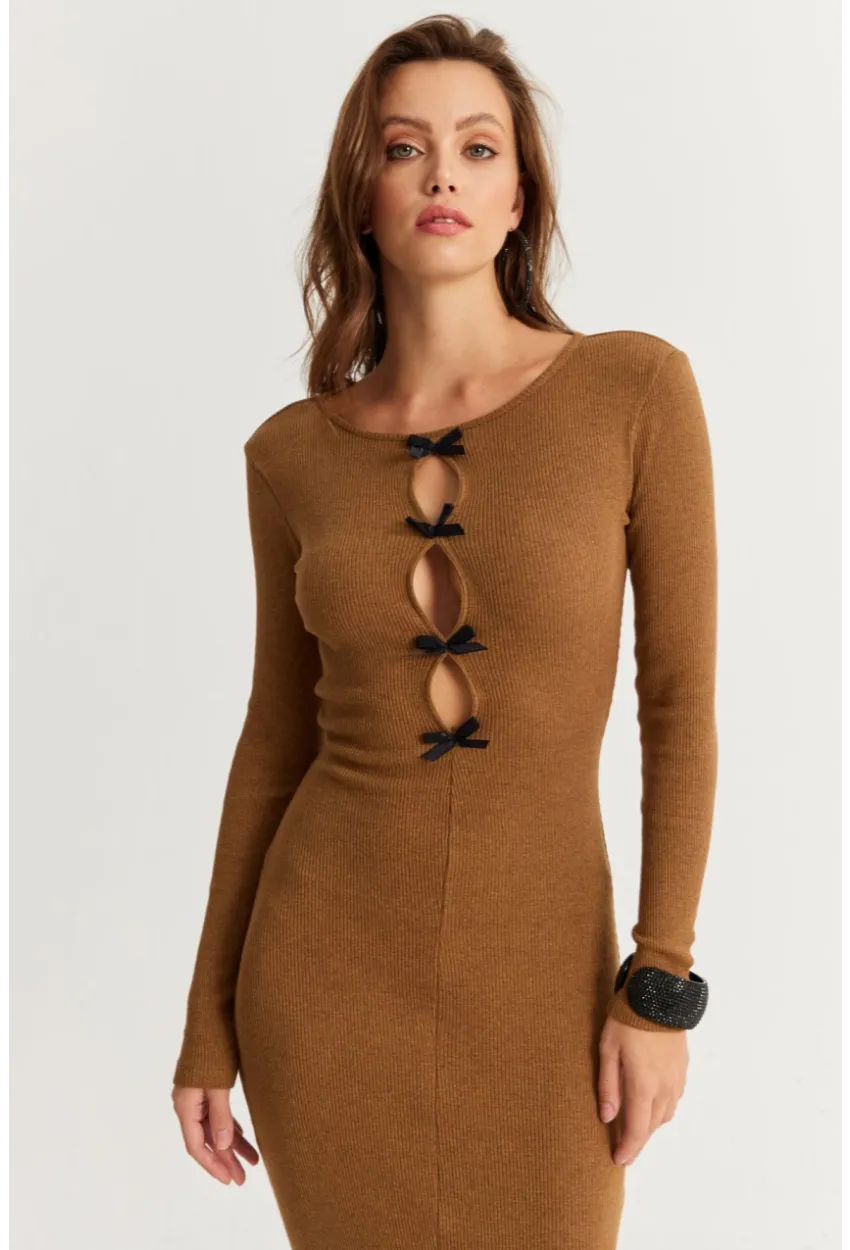 Kadın Camel-Siyah Kurdele Detaylı Kaşkorse Maxi Yılbaşı Elbise XL2043