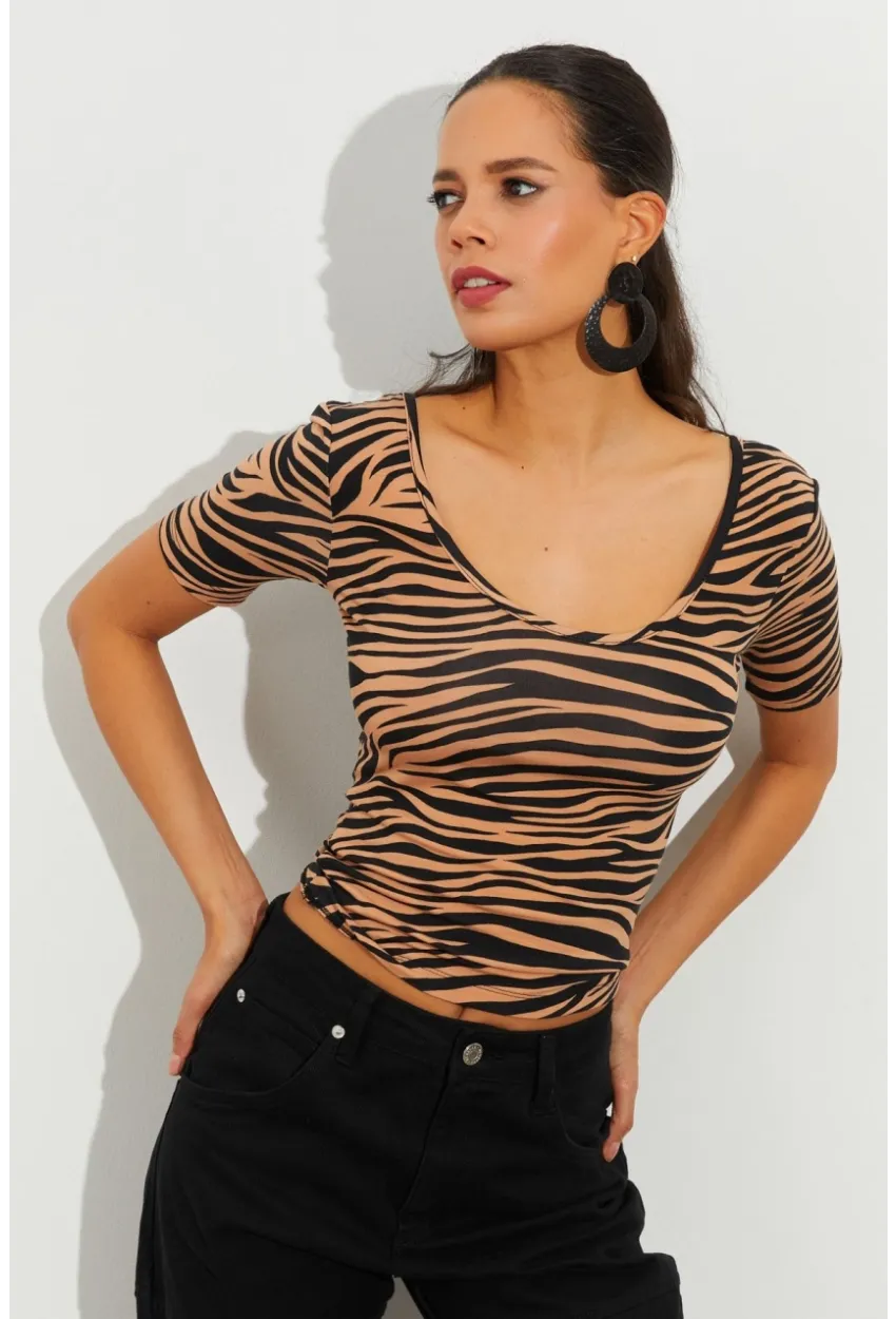 Kadın Camel-Siyah Zebra Desenli Bluz LPP1224