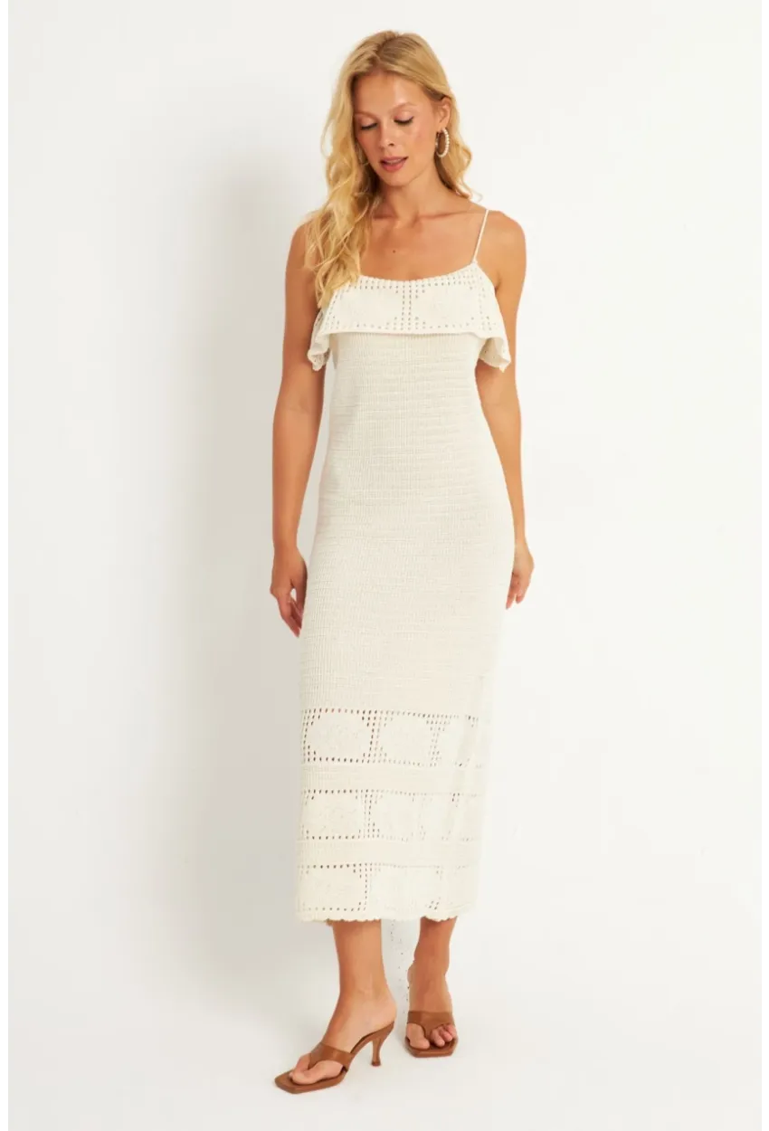 Kadın Ekru Ajurlu Triko Midi Elbise HC1569