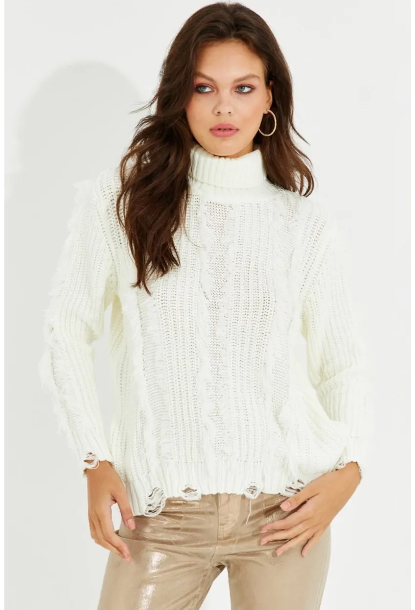 Kadın Ekru Balıkçı Yaka Püsküllü Triko Kazak KZ2471