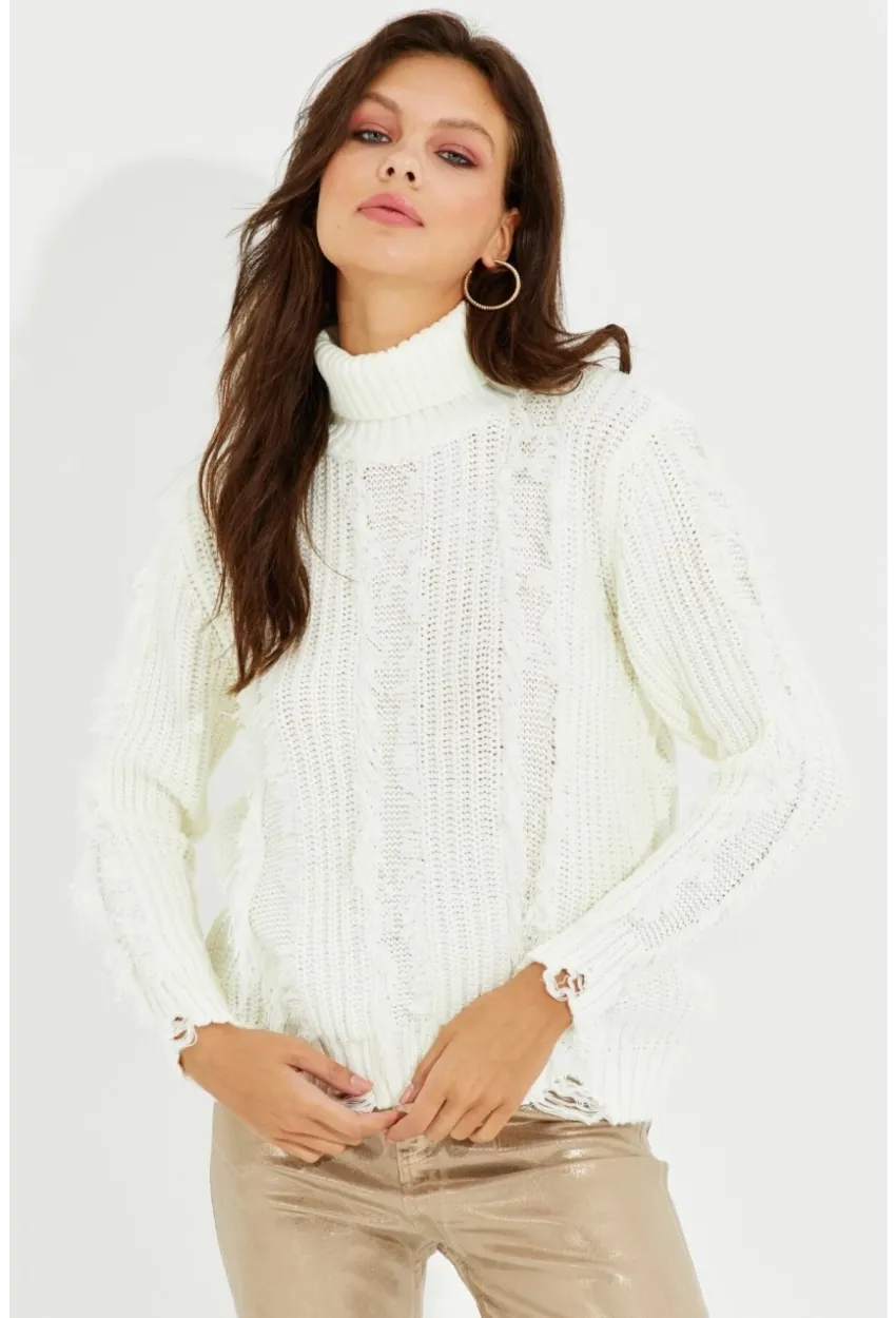 Kadın Ekru Balıkçı Yaka Püsküllü Triko Kazak KZ2471