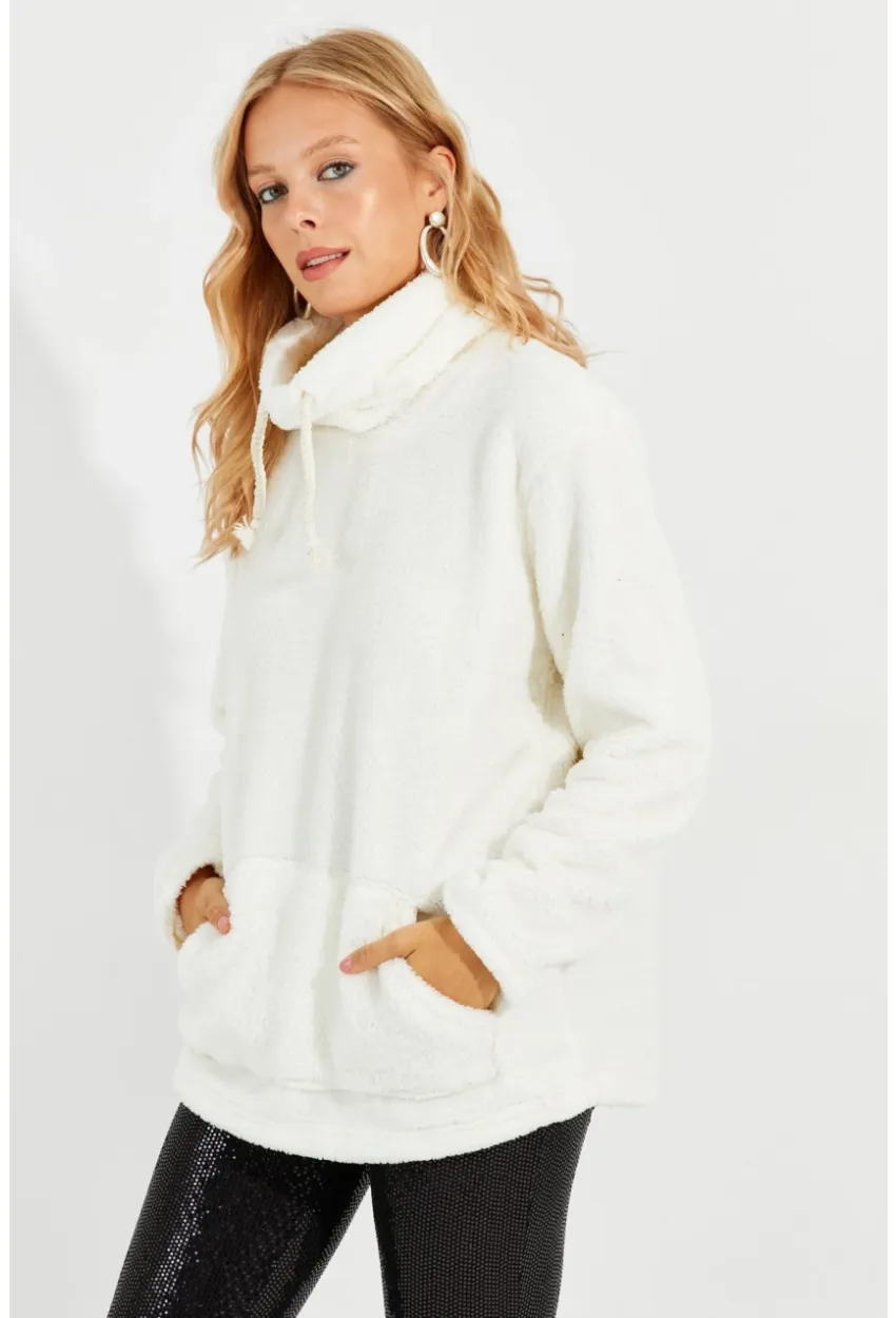 Kadın Ekru Kanguru Cep Peluş Sweatshirt Q978