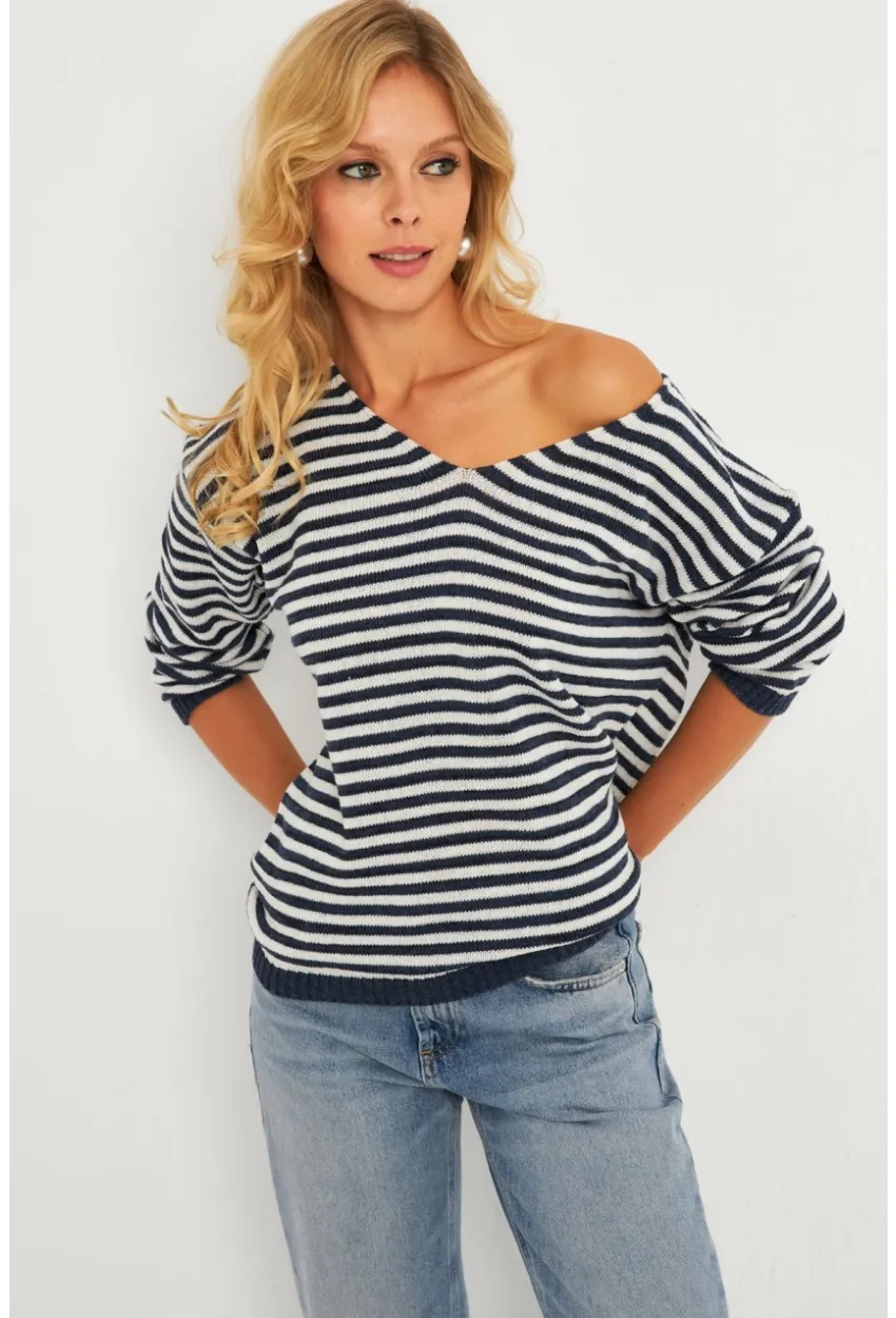 Kadın Ekru-Lacivert V Yaka Triko Salaş Bluz YV283