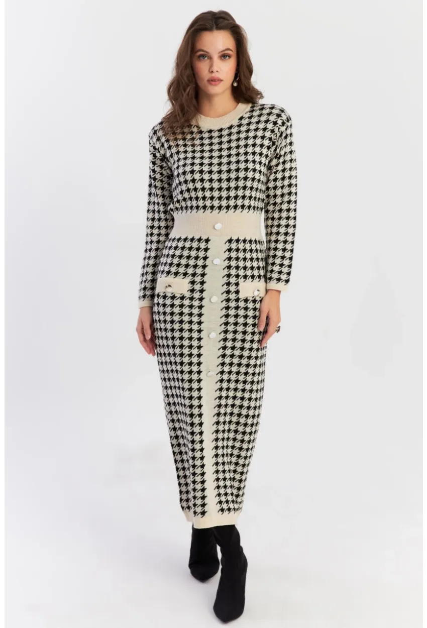Kadın Ekru-Siyah Düğme Aksesuarlı Desenli Maxi Elbise NUV41