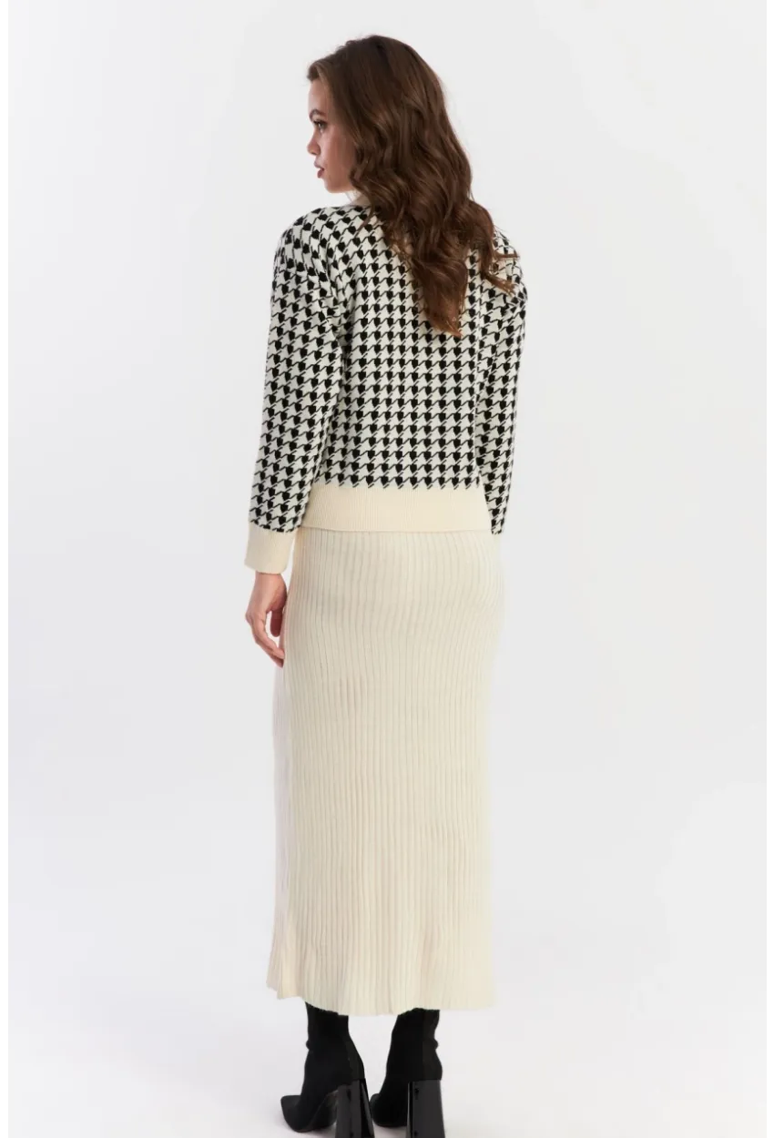 Kadın Ekru-Siyah Kazayağı Desenli Triko Takım NUV36