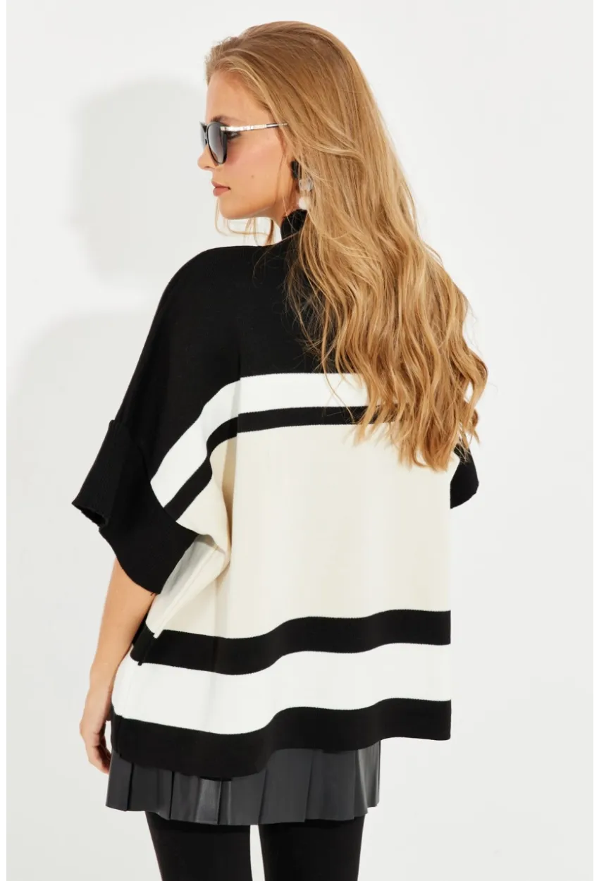 Kadın Ekru-Siyah Panço Kazak SF2513