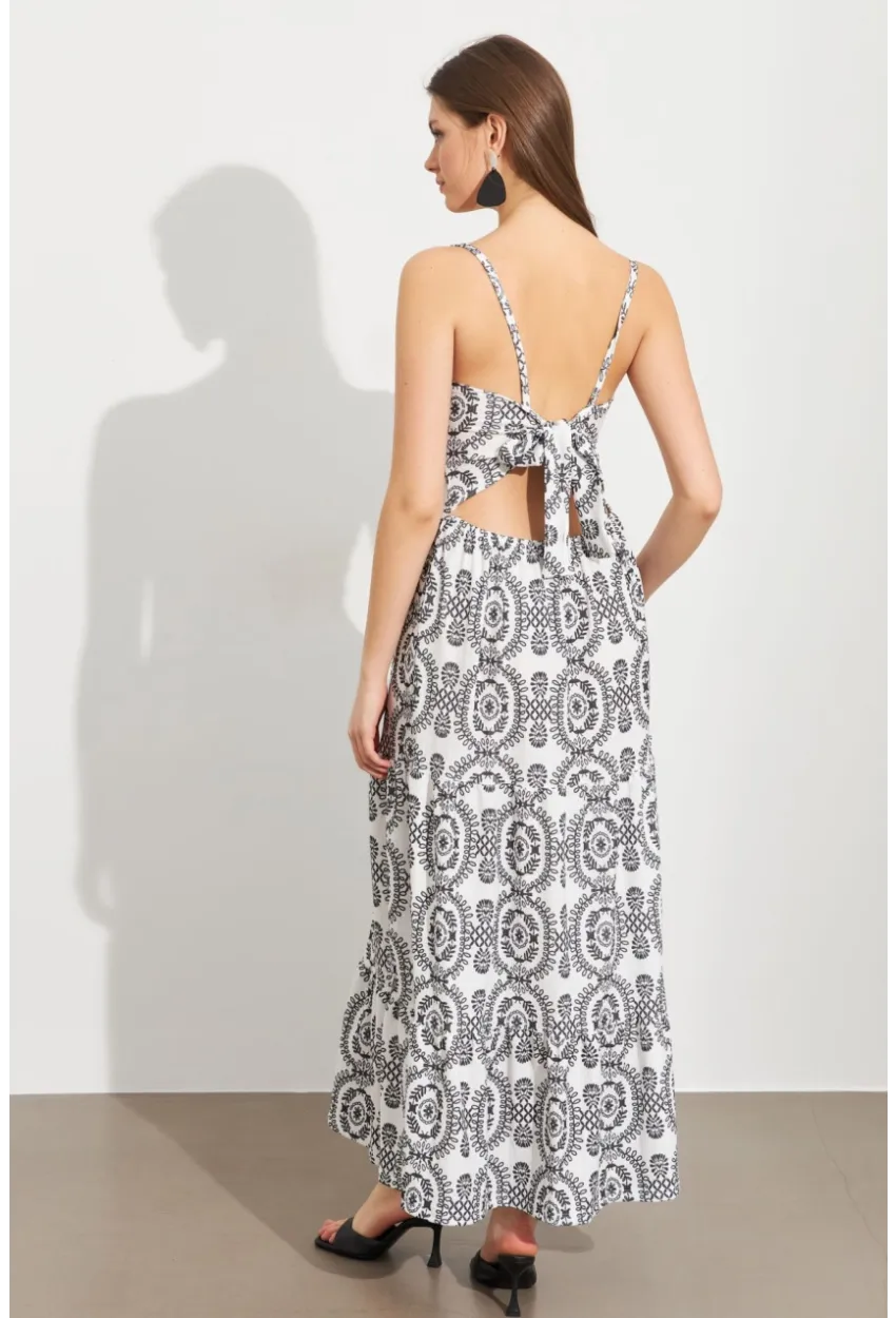 Kadın Ekru-Siyah Sırt Dekolteli Desenli Maxi Elbise LİT110