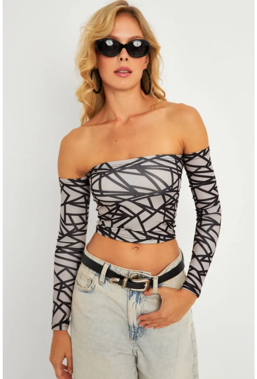 Kadın Gri Desenli Crop Bluz CG378