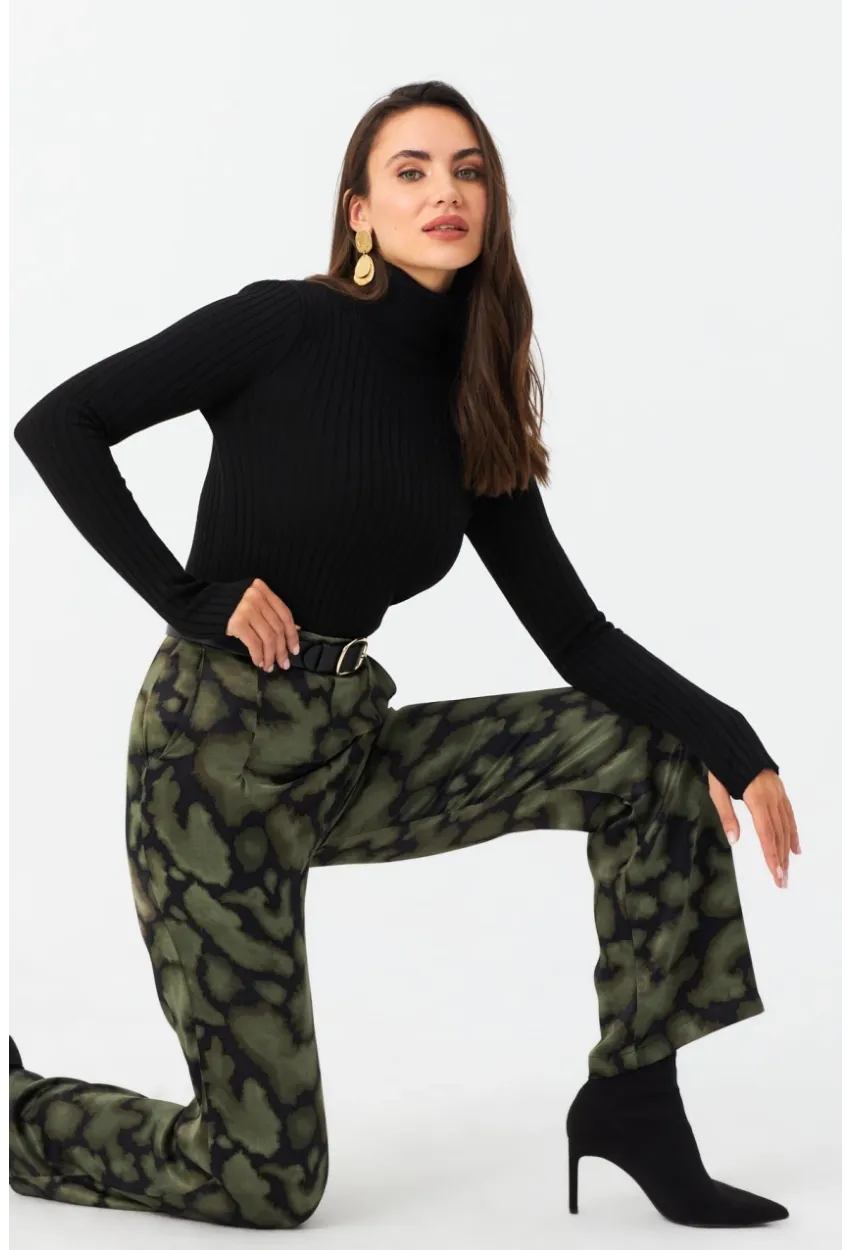 Kadın Haki Batik Desenli Saten Pantolon CAR1069