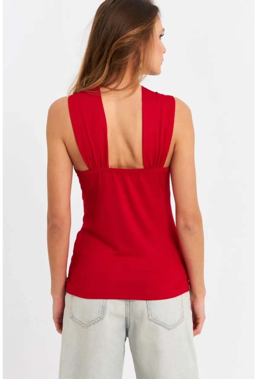 Kadın Kırmızı Aksesuarlı Çapraz Yaka Bluz EY3068