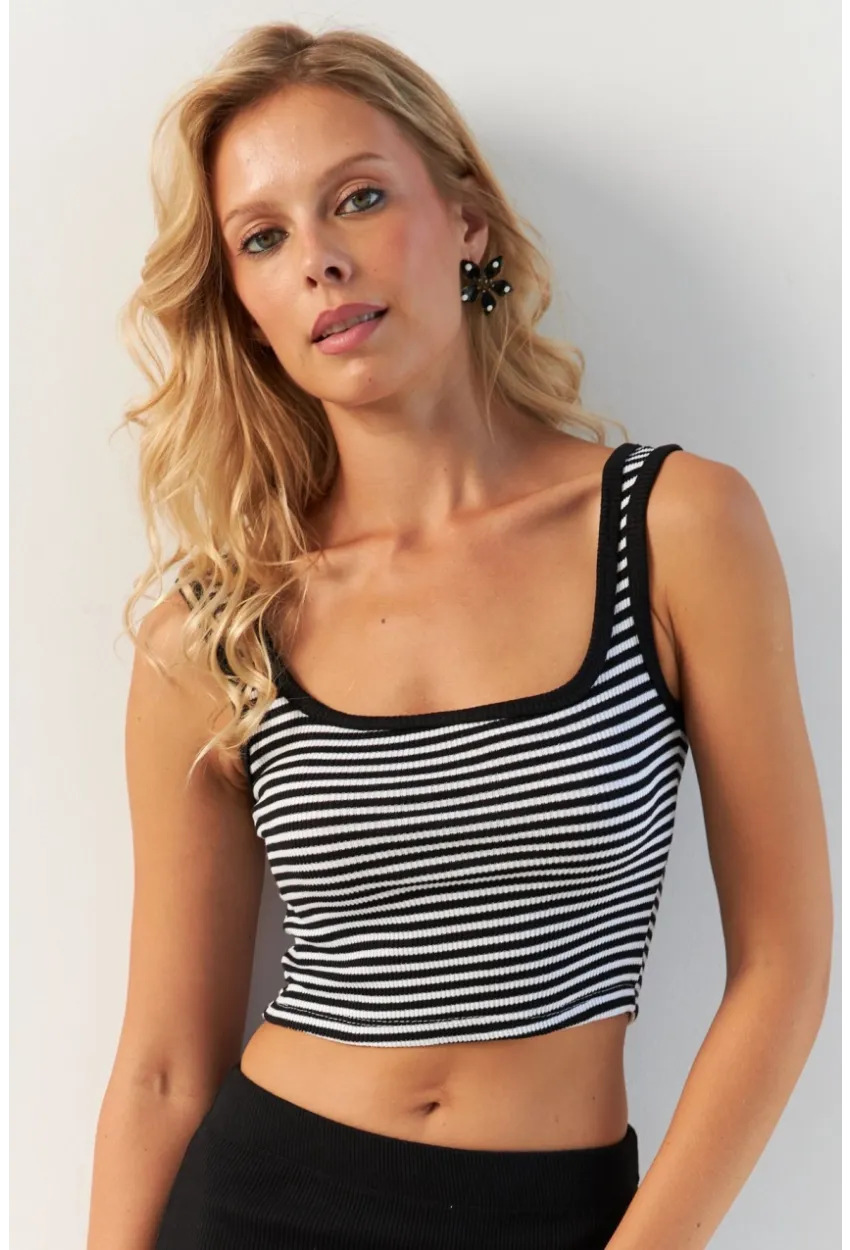 Kadın Kırmızı-Siyah İkili Kare Yaka Çizgili Bluz XL2040