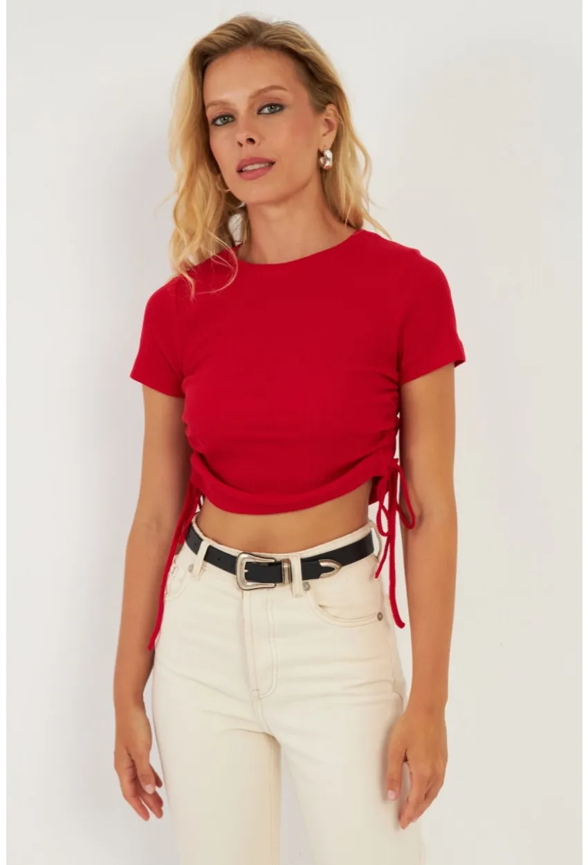 Kadın Kırmızı Yanları Büzgülü Kaşkorse Bluz AYD355