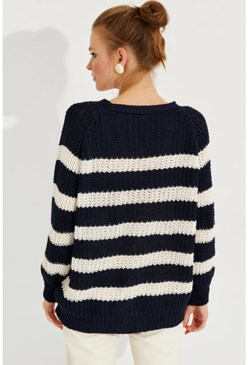 Kadın Lacivert Çizgili Salaş Hırka MİW8061