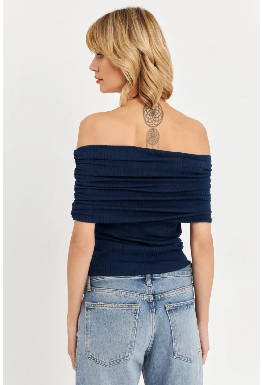 Kadın Lacivert Kolsuz Madonna Yaka Bluz TF51