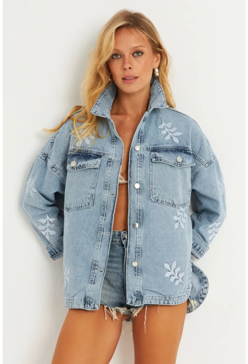 Kadın Mavi Nakışlı Denim Ceket İS248