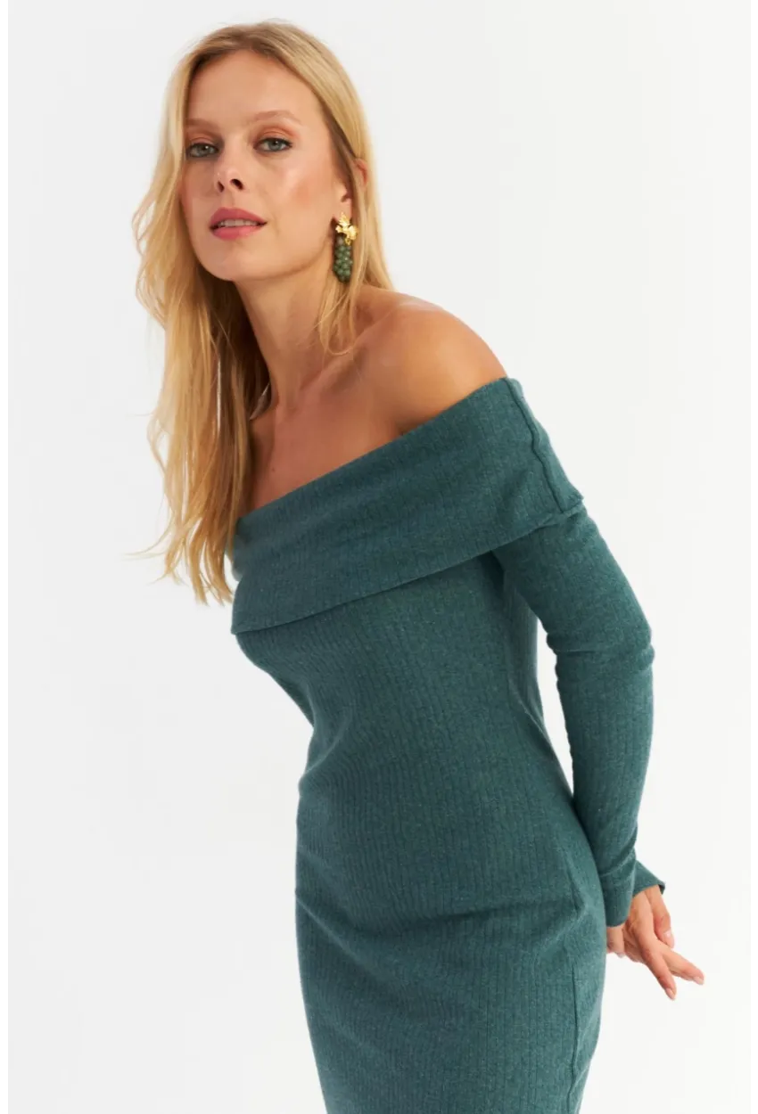 Kadın Petrol Madonna Yaka Kaşkorse Maxi Elbise HOL1