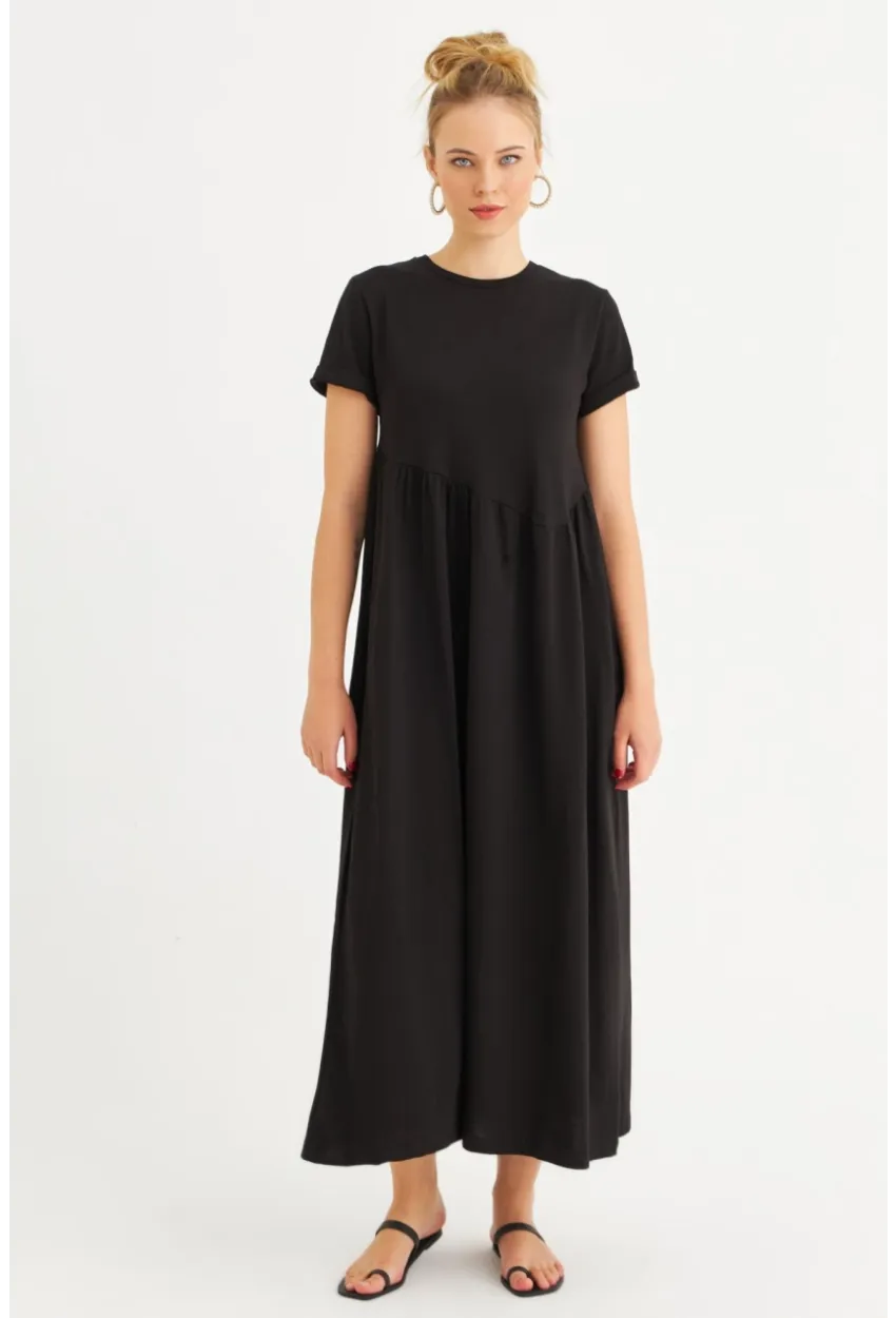 Kadın Siyah Asimetrik Dikişli Maxi Elbise MDMR440