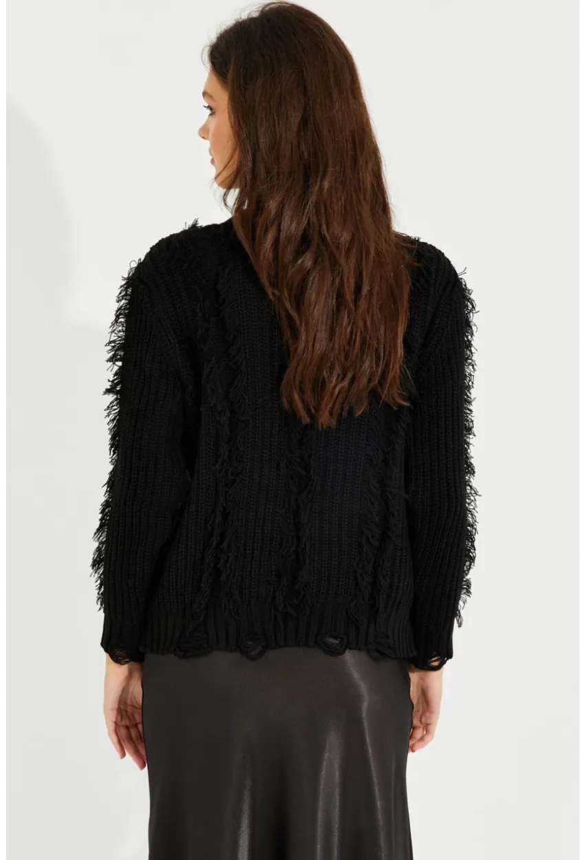 Kadın Siyah Balıkçı Yaka Püsküllü Triko Kazak KZ2471