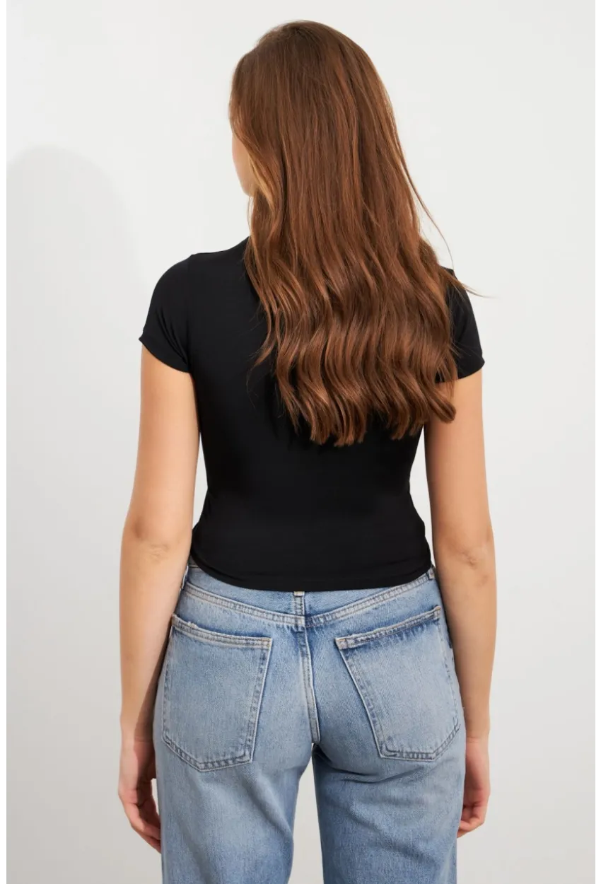 Kadın Siyah Basic Kısa Kollu Bluz UG2444