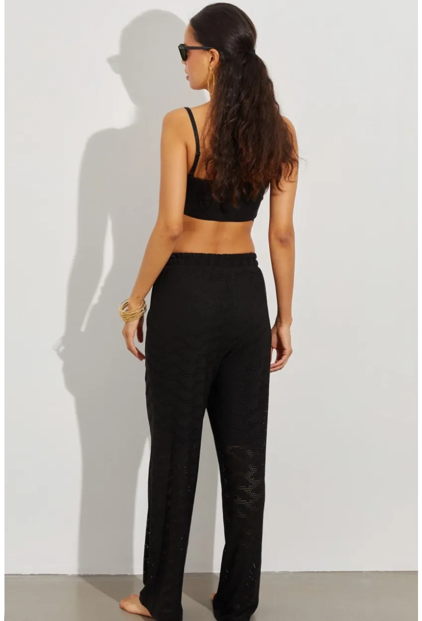 Kadın Siyah Beli Lastikli Yarım Astarlı Brode Pantolon TW80018