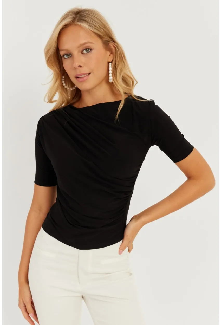 Kadın Siyah Büzgülü Bluz YZ623