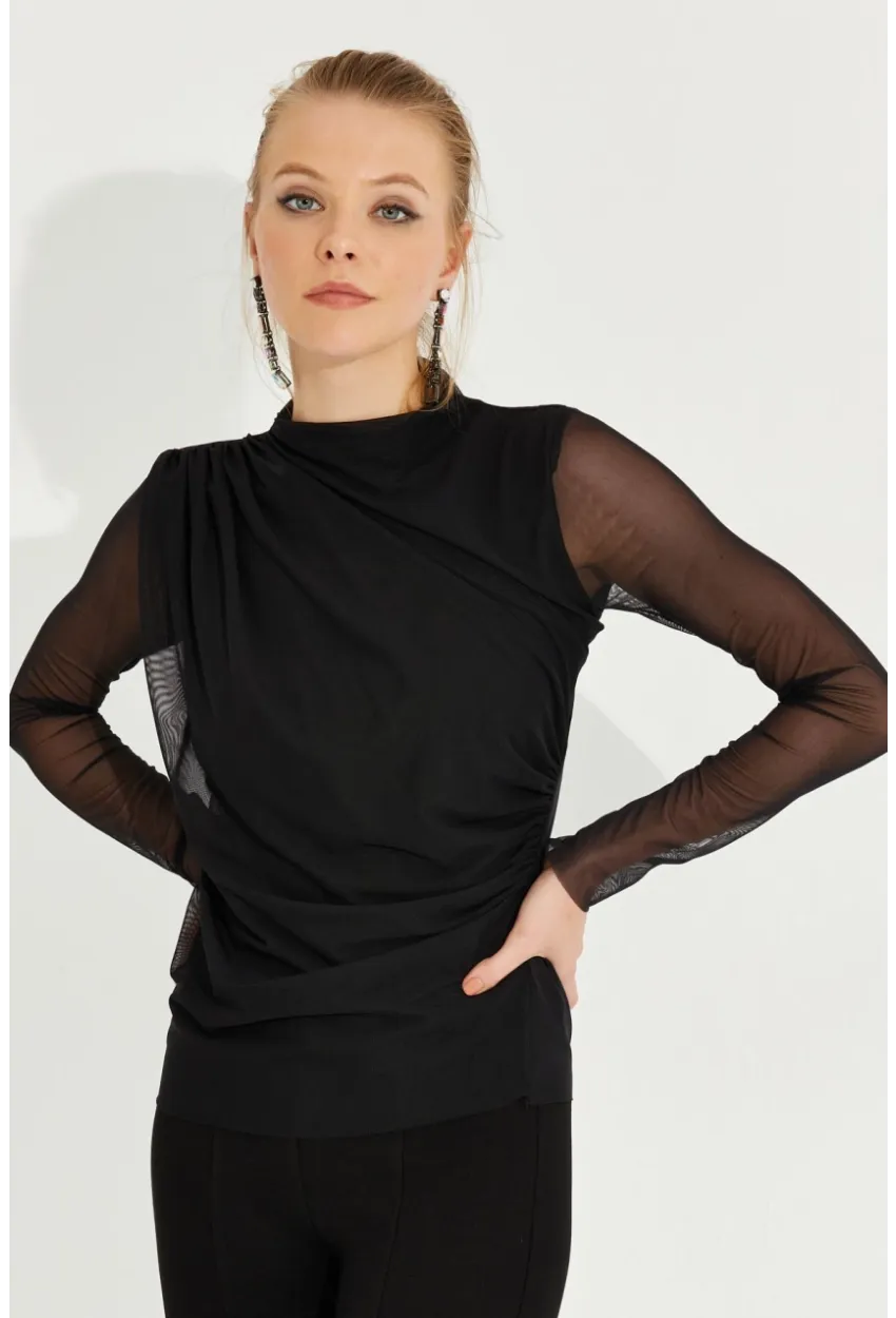 Kadın Siyah Büzgülü Drapeli Tül Bluz LPP1244