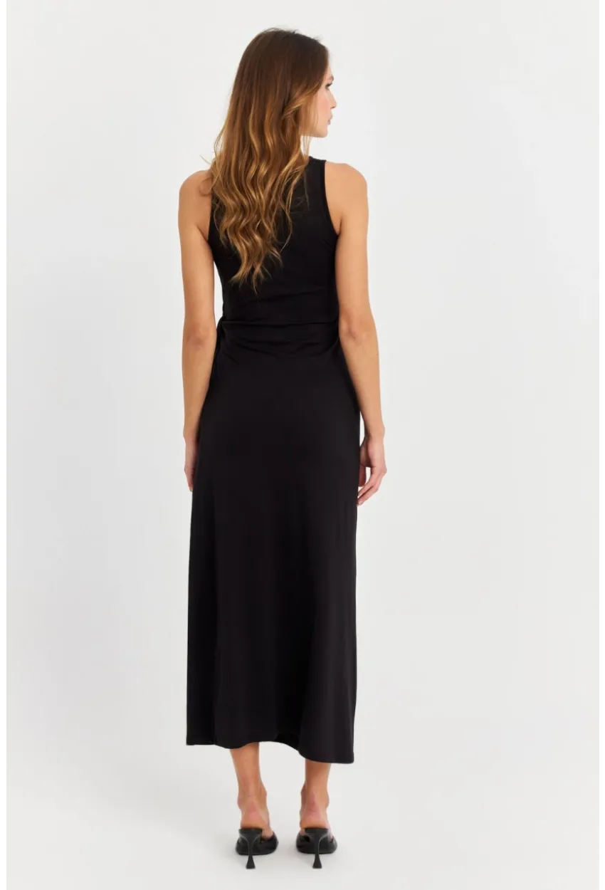 Kadın Siyah Büzgülü Kolsuz Midi Elbise TF75