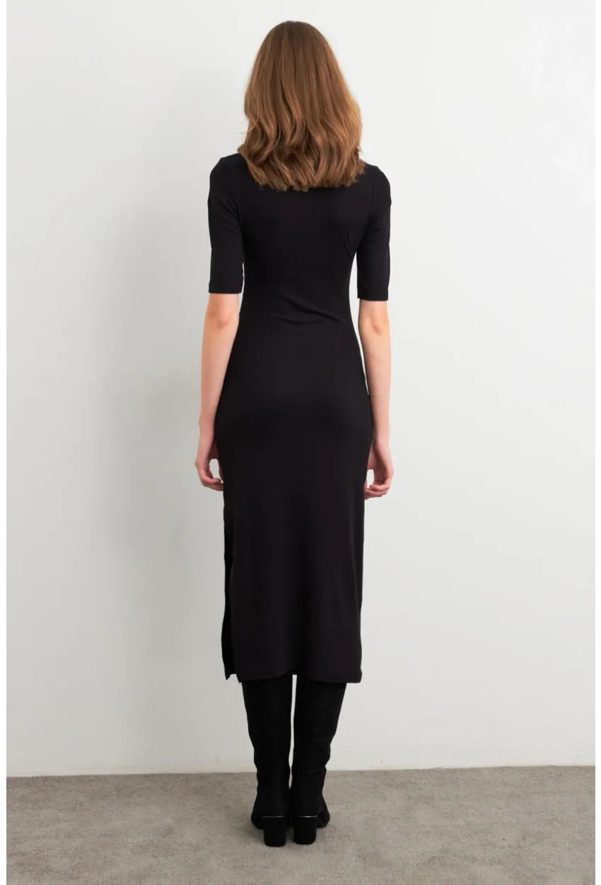 Kadın Siyah Büzgülü Yırtmaçlı Tshırt Elbise FS9594