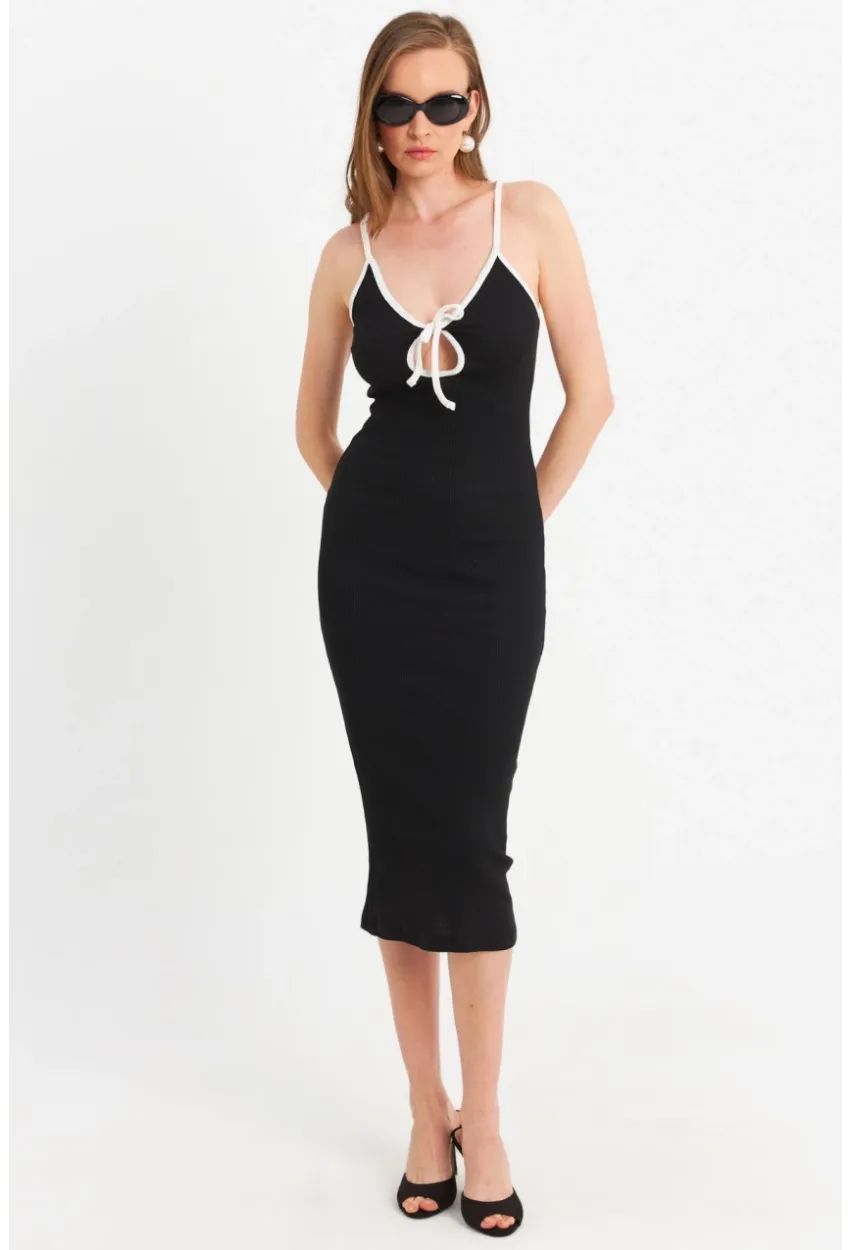 Kadın Siyah Çapraz Askılı Midi Elbise OR2452