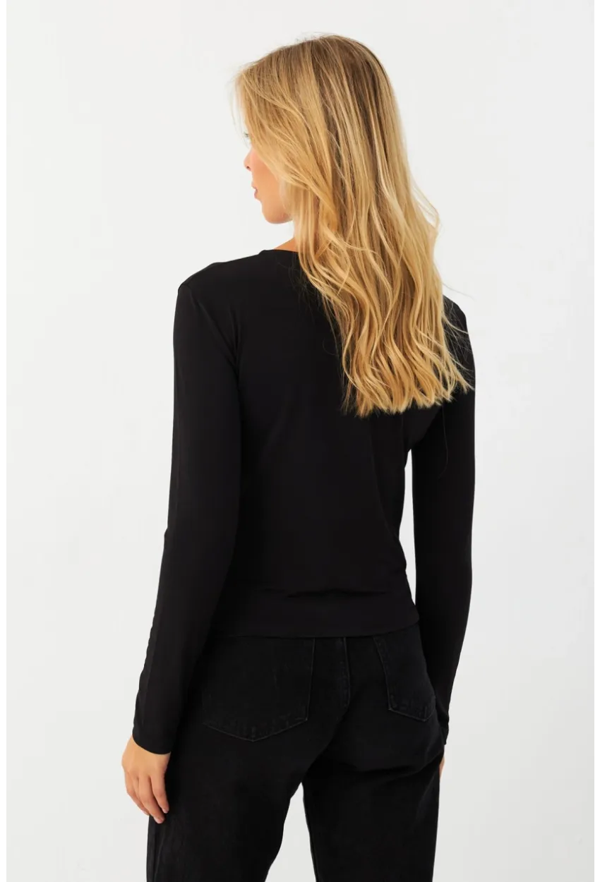 Kadın Siyah Çıtçıt Kapamalı Bluz RLO3032