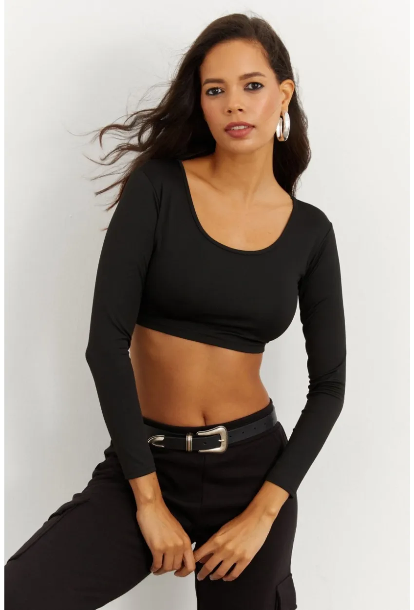 Kadın Siyah Crop Bluz CG261