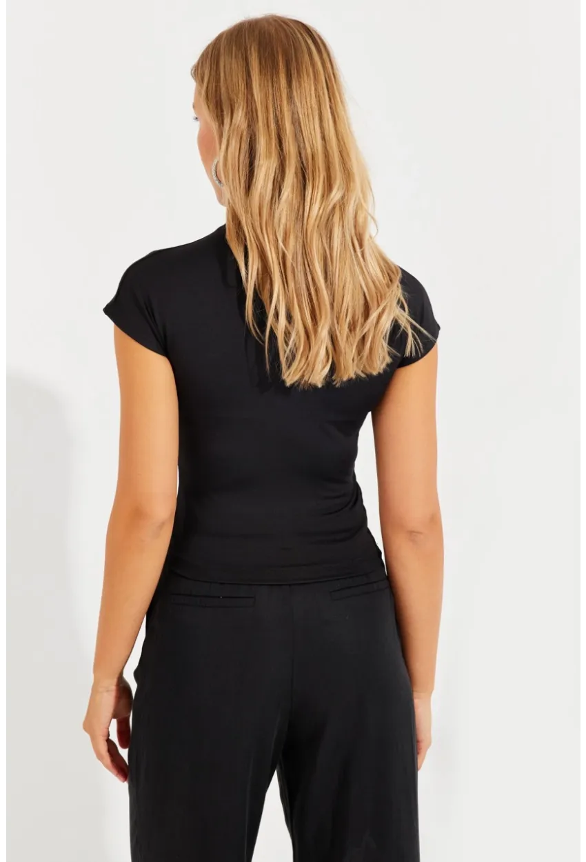 Kadın Siyah Dalgıç Bluz EY2564