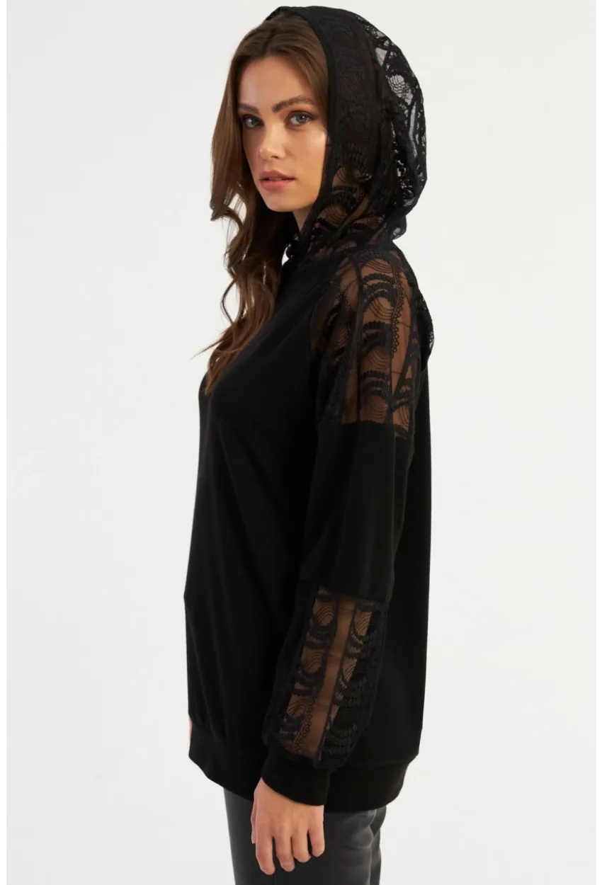 Kadın Siyah Dantel Detaylı Kapüşonlu Sweatshirt MBK58