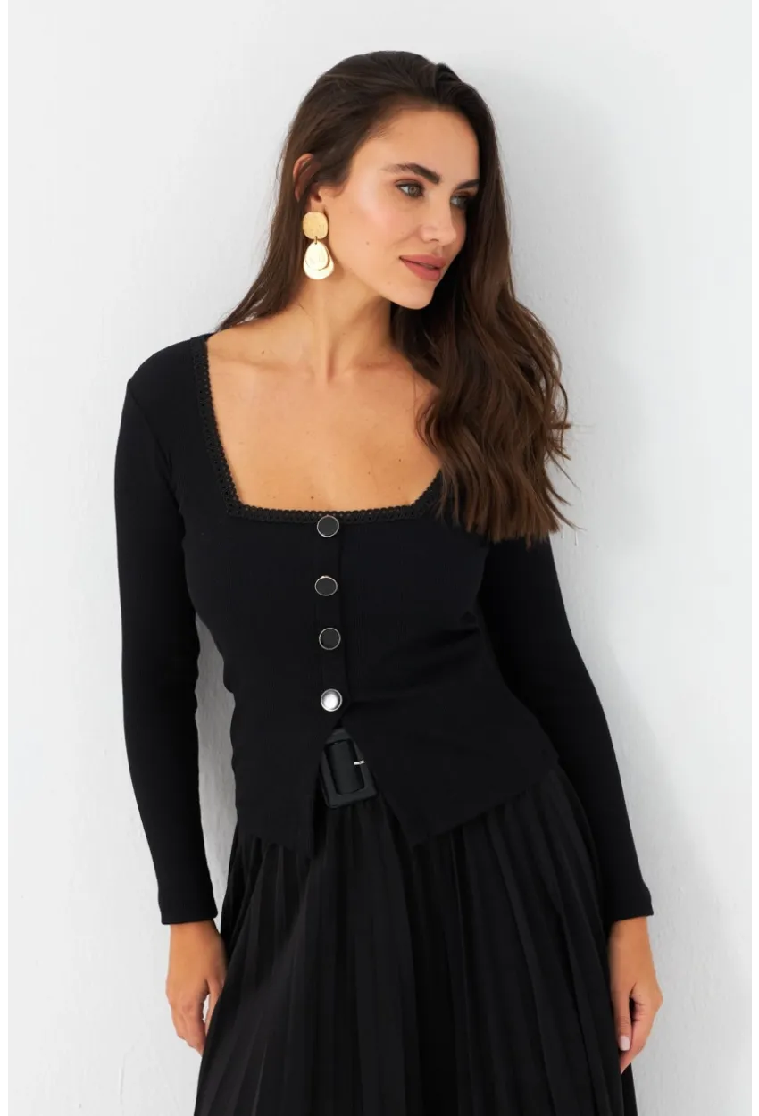 Kadın Siyah Düğme Detaylı Kare Yaka Bluz EY2987