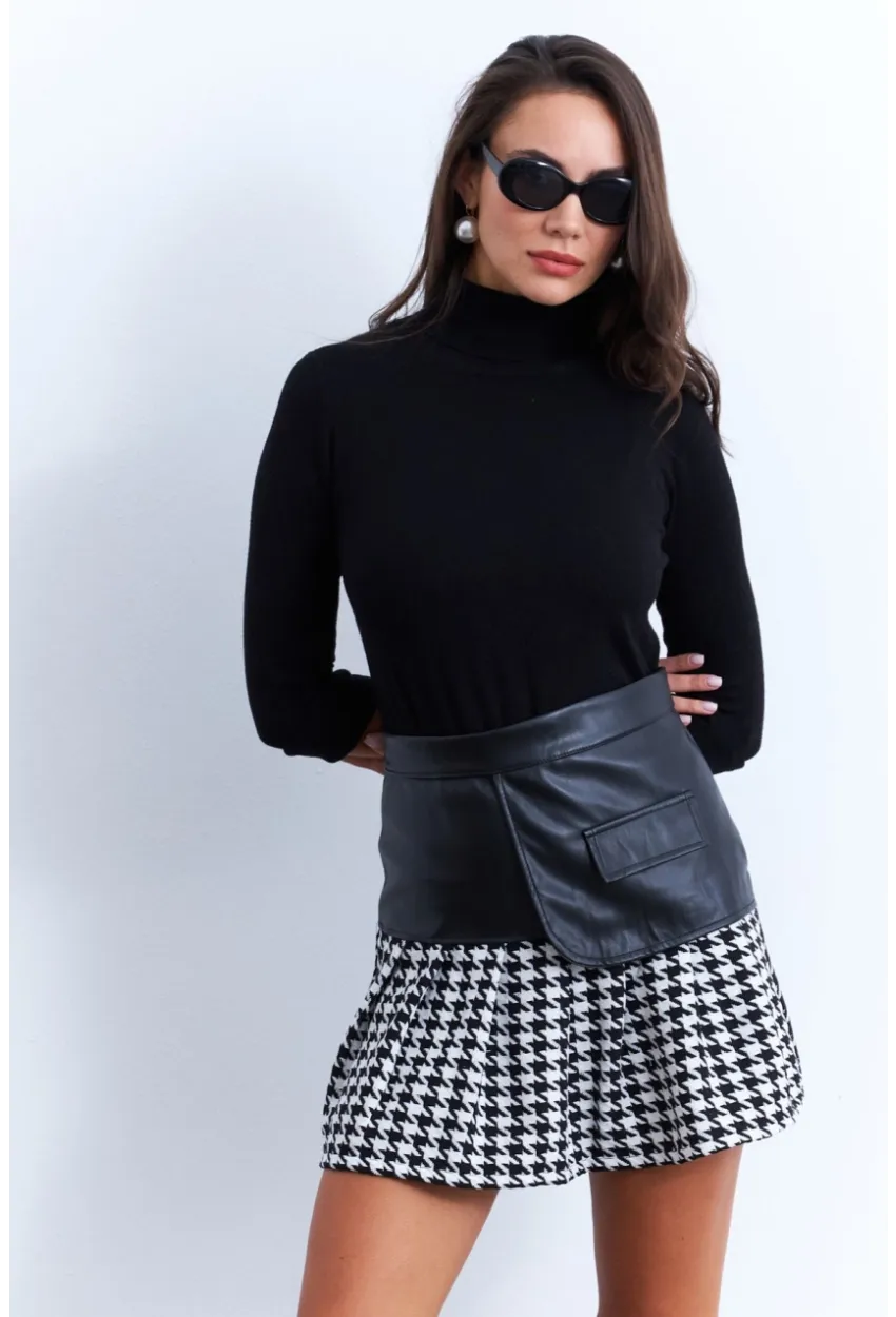 Kadın Siyah-Ekru Kazayağı Suni Deri Mini Etek NH93