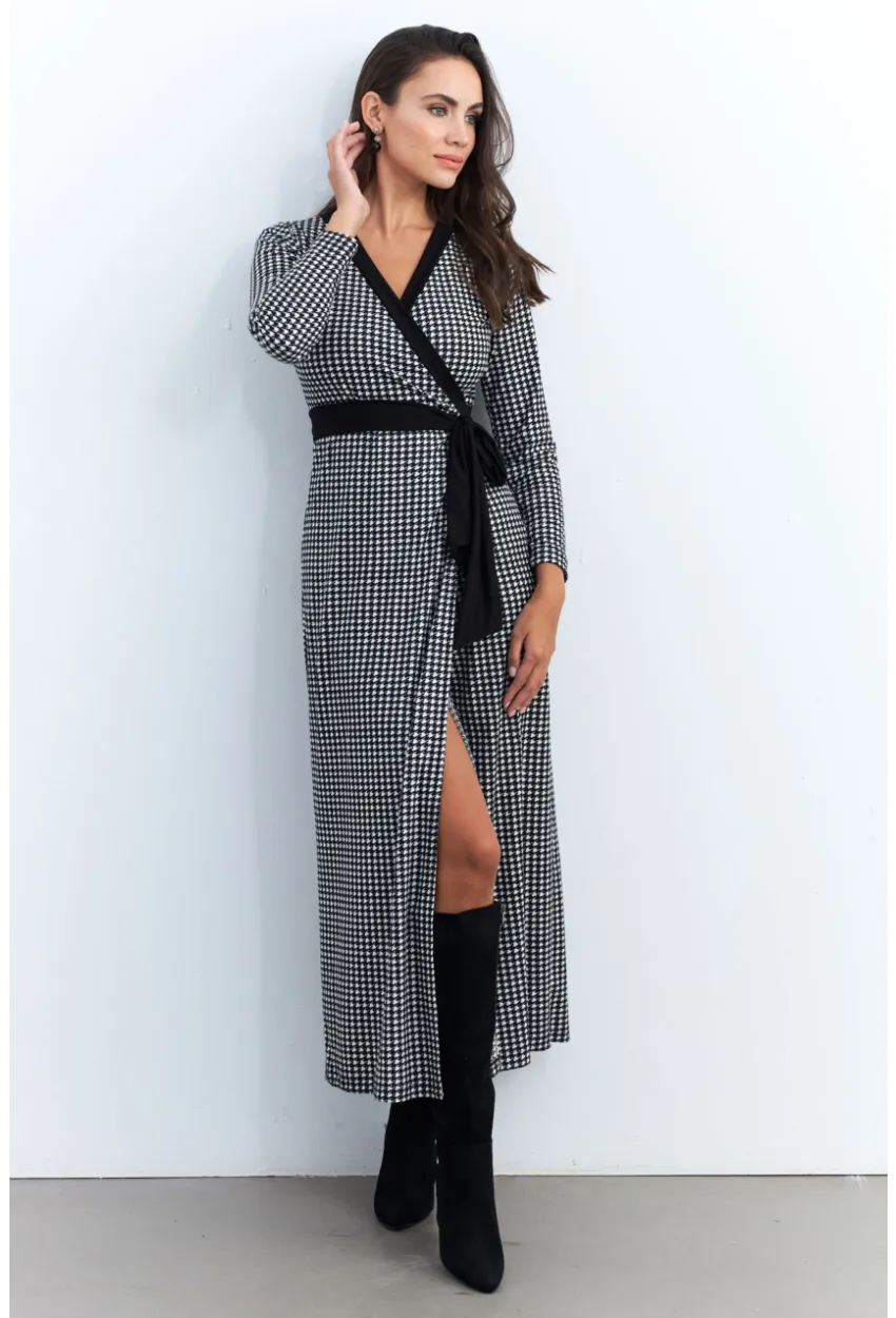 Kadın Siyah-Ekru Kruvaze Kazayağı Maxi Elbise EY2941