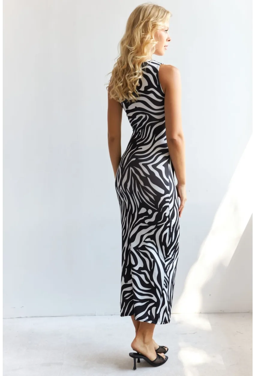 Kadın Siyah-Ekru Önü Büzgülü Desenli Midi Elbise HC1581