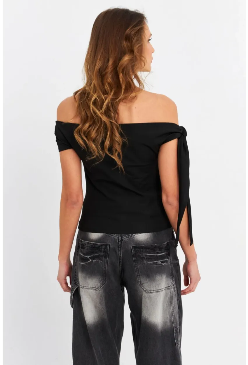 Kadın Siyah Fiyonklu Crop Bluz SDY1247