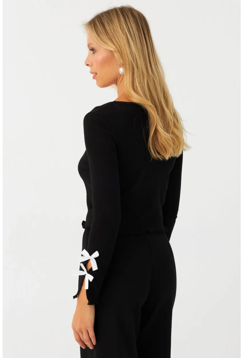 Kadın Siyah Fiyonklu Kare Yaka Crop Bluz RLO3034