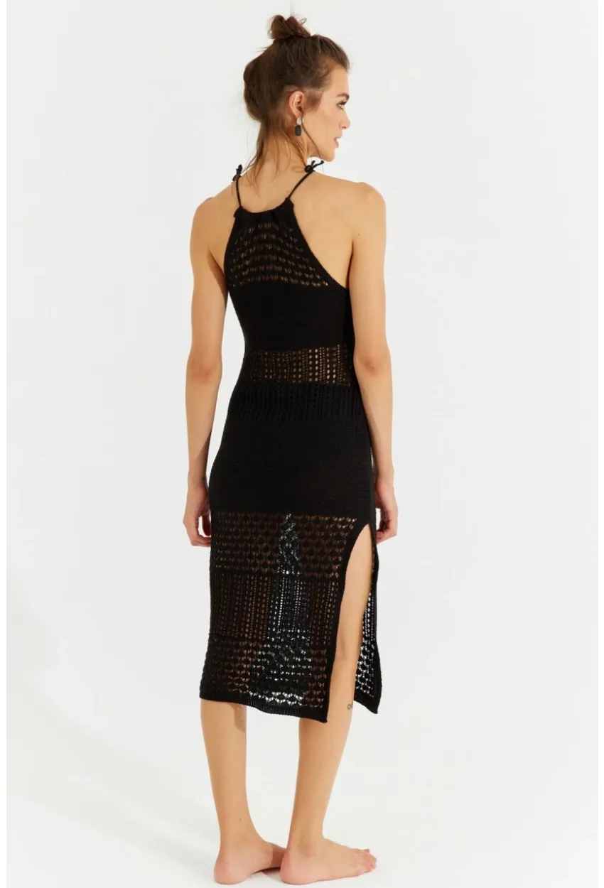 Kadın Siyah Halter Yaka Ajurlu Midi Elbise SF2506