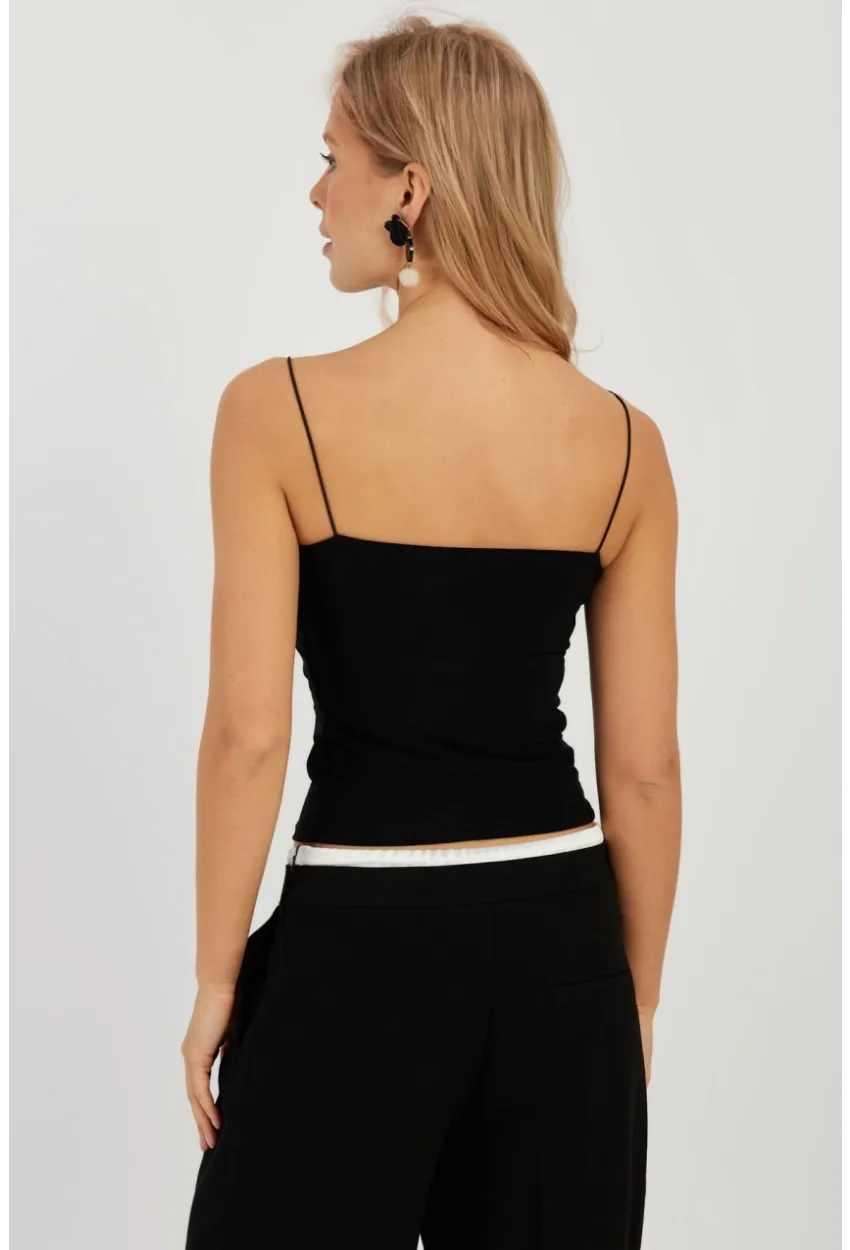 Kadın Siyah İp Askılı Bluz GÇ154