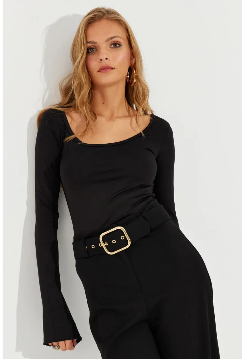 Kadın Siyah İspanyol Kol Sırt Bağlamalı Bluz EY2581