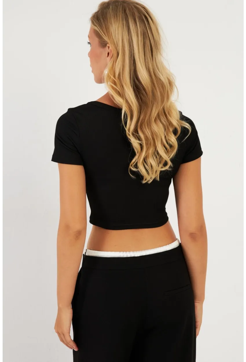 Kadın Siyah Kare Yaka Crop Bluz CG360
