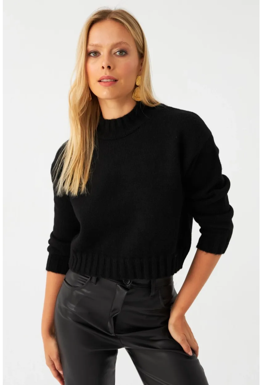 Kadın Siyah Kısa Triko Kazak YV301