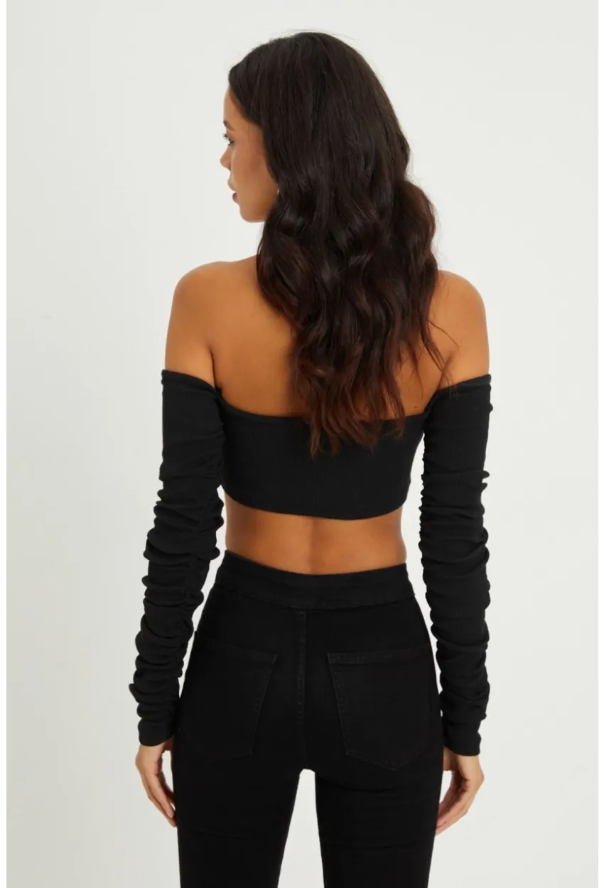 Kadın Siyah Kolu Büzgülü Crop Bluz B213