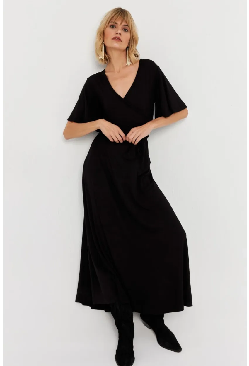 Kadın Siyah Kruvaze Bağlamalı Maxi Elbise EY3038