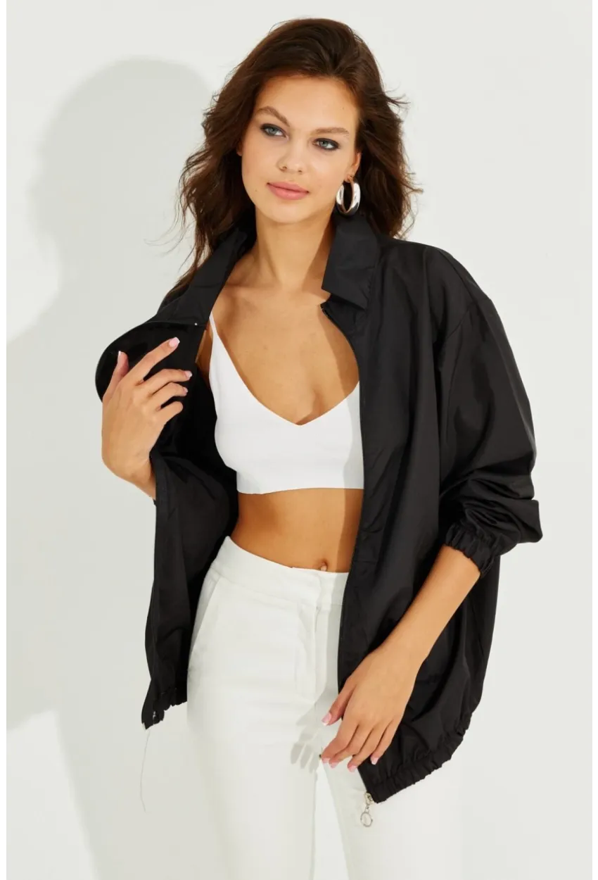 Kadın Siyah Mevsimlik İnce Yağmurluk MEN2005