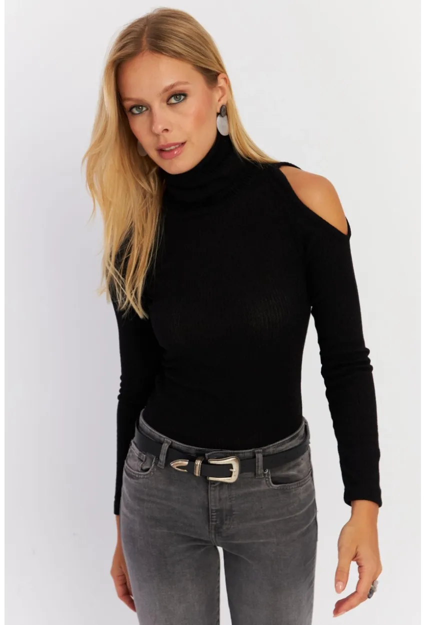 Kadın Siyah Omuzları Açık Kaşkorse Bluz HOR04