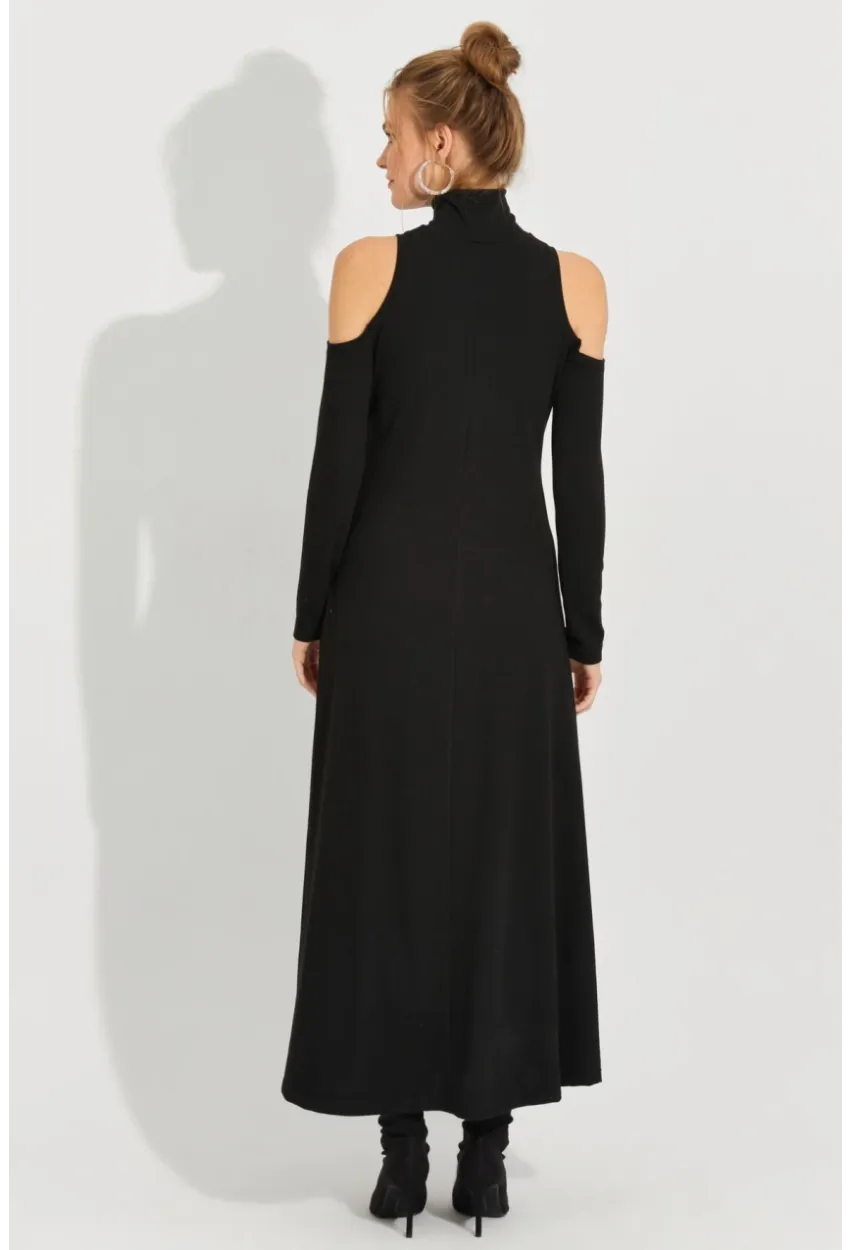 Kadın Siyah Omuzları Açık Maxi Elbise BK1712